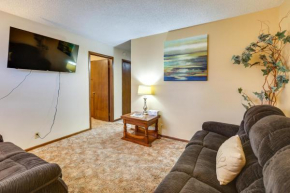 5 Mi to Hutchinson Attractions Cozy Apt